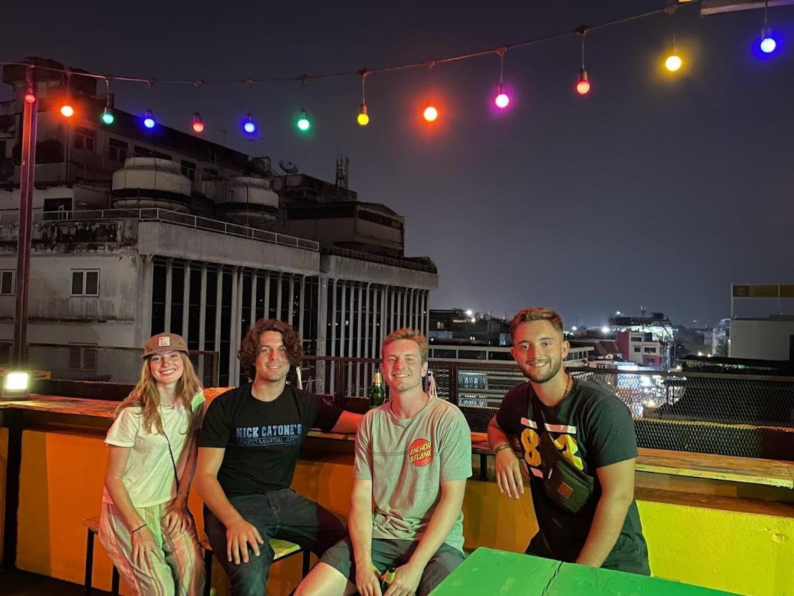 Liberta Hostel Bangkok Exterior photo